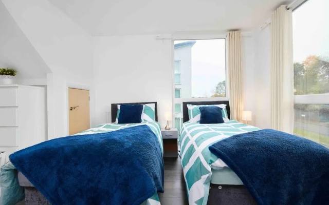Dellehomes Remarkable 4-bed House in Manchester