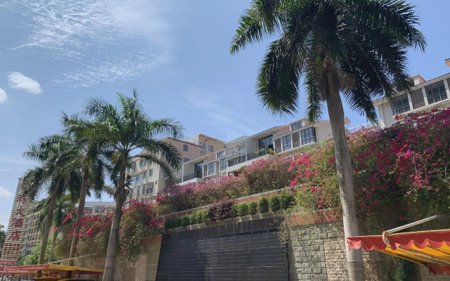 Longzhu Hotel