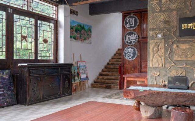 Leishan Langde Riverside Inn