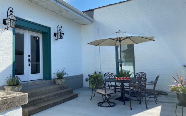 Belle Louise Historic Guest House