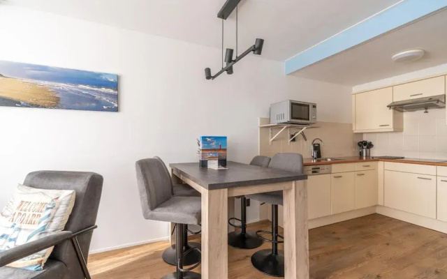 2 Person Island View Apartment