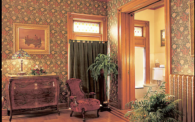 Nagle Warren Mansion B&B