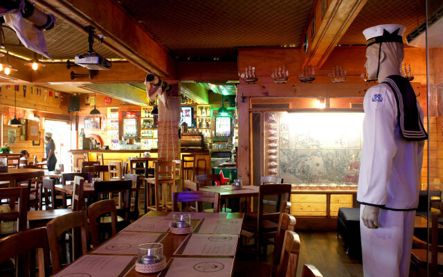 Nautilus Plaza Hotel