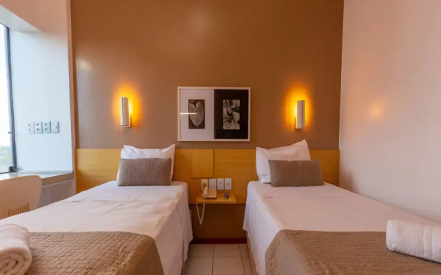 Rede Andrade Luxor Hotel