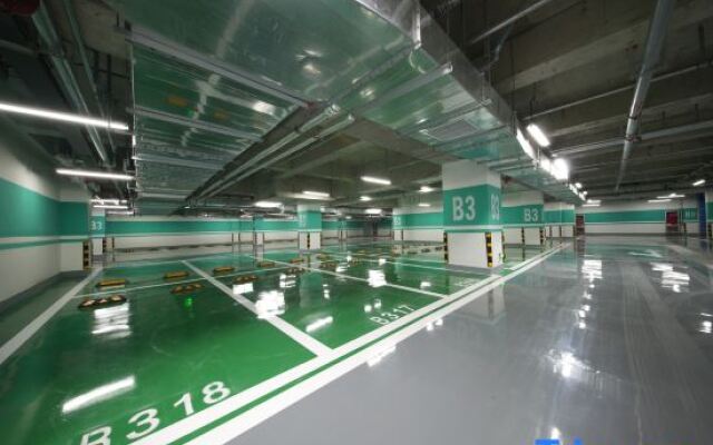 Orange Hotel (Qingdao Li Cun Pedestrian Street)