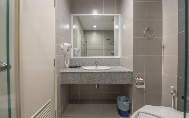 Eco Hotel by Thammasat