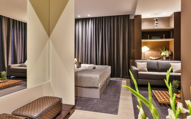 Avanti Hotel & Spa