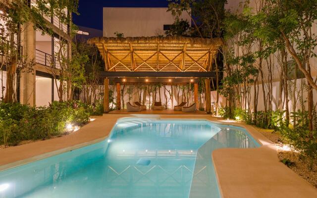 Elegant Apartment | Eco-Pool & Solarium | Speedy Wifi | Social Terrace | Concierge
