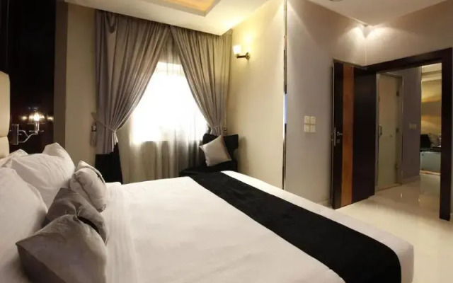 Almuhaidb Takhasosi Residence