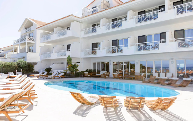 The Albatroz Hotel