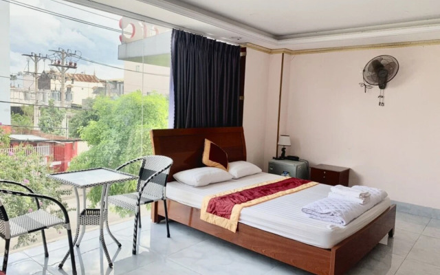 Nhan Duc Hotel