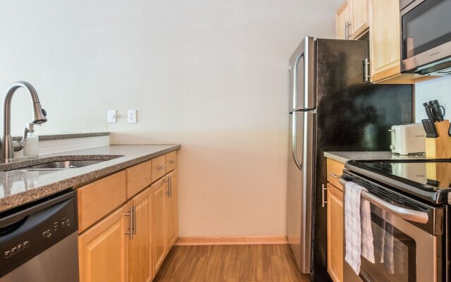 North Loop 1 Br Apt By Frontdesk