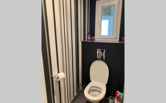 Maison spacieuse et calme près de la cité