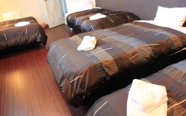 petit-hotel #MELON Furano