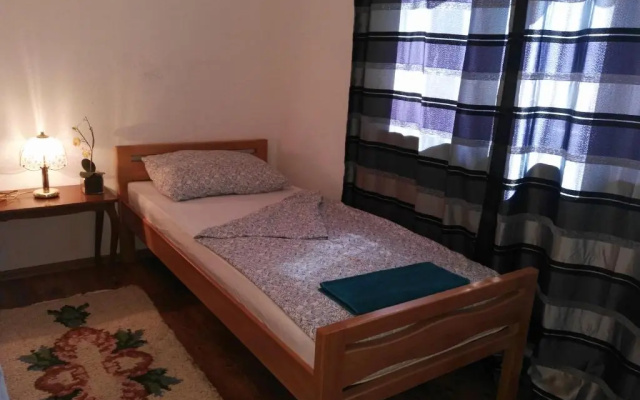 Apartment Beha
