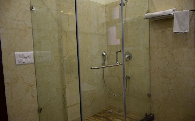 When In Gurgaon - Service Apartments Next to Artemis Hospital