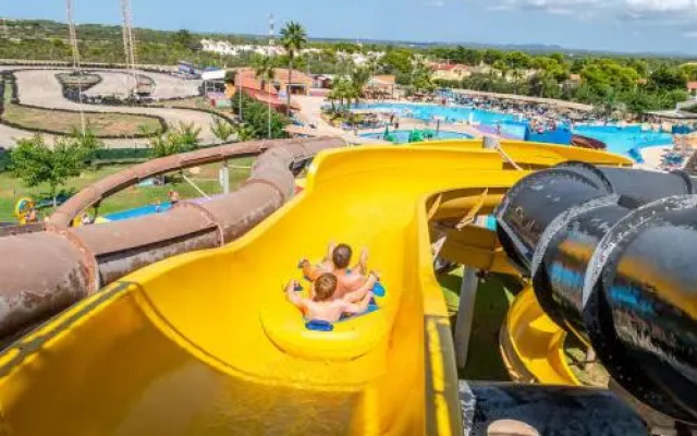 Aparhotel Flora Park