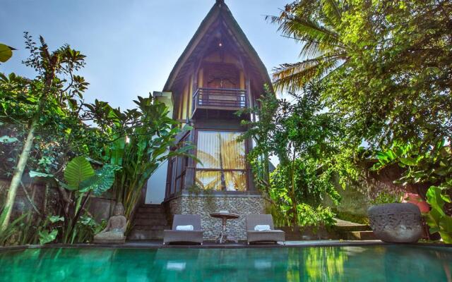 Gusde Tranquil Villa Ubud
