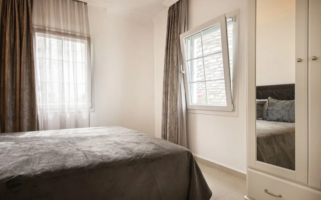The Flag Suites