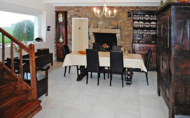 Holiday Home in Brittany Near Sandy Beaches