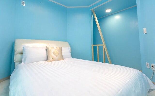 Gapyeong Windmill Pension