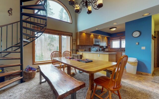 Braidwood Condominium