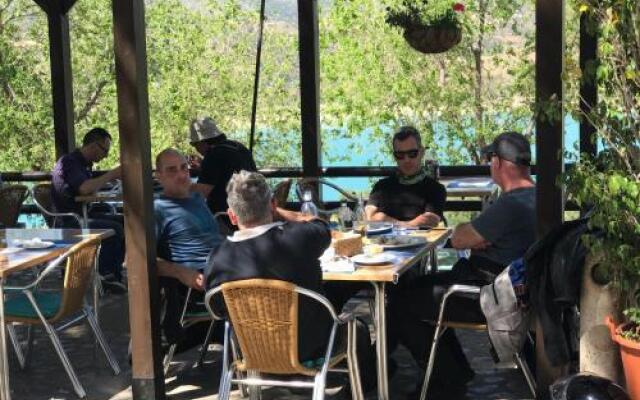 Al Lago Rural Hotel and Restaurant