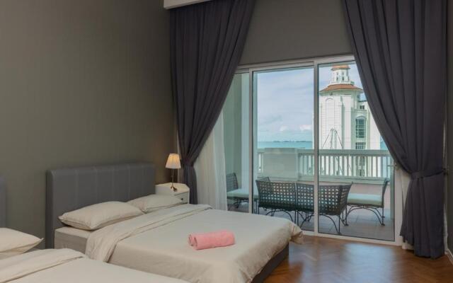 Straits Quay Waterside Suites
