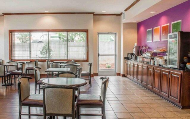 Comfort Suites Murfreesboro