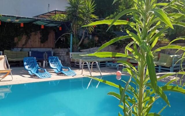 Tuthaliya Hotel