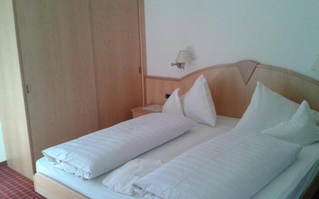 Hotel Pension Flora