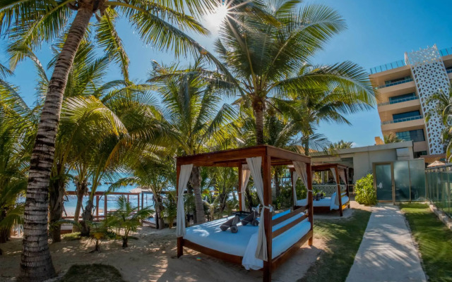 Generations Riviera Maya Family Resort Catamaran, Water Park & More Inclusive