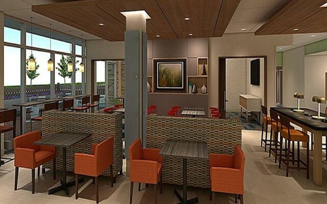 Holiday Inn Express & Suites Liberal by IHG