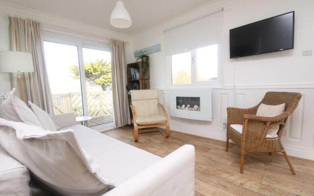 37A Medmerry Park 2 Bedroom Chalet