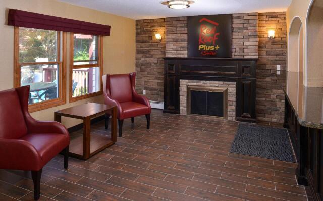 Red Roof Inn PLUS+ & Suites Guilford