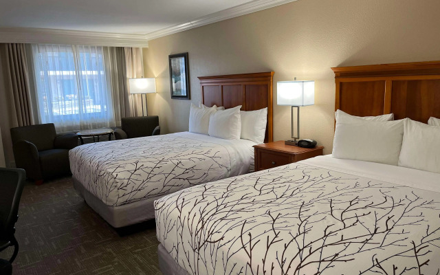 Best Western Plus Silver Saddle Inn