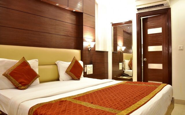 Madhura Inn