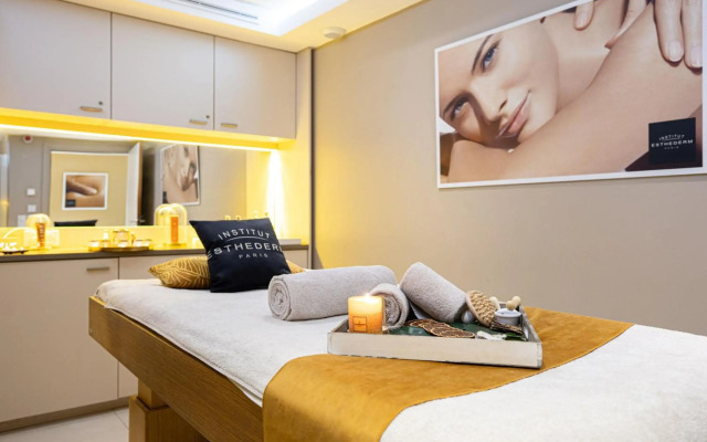 Renaissance Aix-en-Provence Hotel