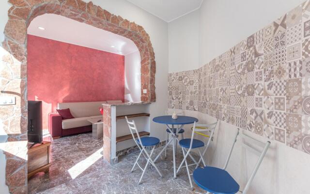 Snug holiday home in Mirto with a private terrace