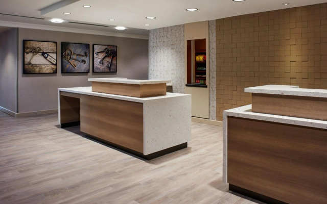Residence Inn by Marriott Mississauga - Airport Corporate Centre West