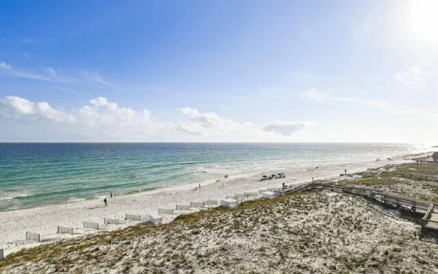 Inlet Reef 406 2 Bedroom Condo by RedAwning