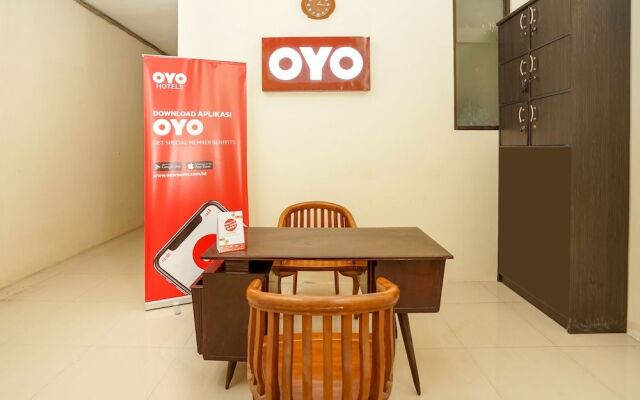 OYO 494 Nadia Homestay Syariah Near RSU Premier Surabaya Kota Surabaya