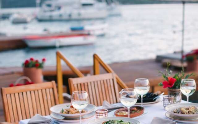 Karia Bel Hotel & Restaurant - Adults Only