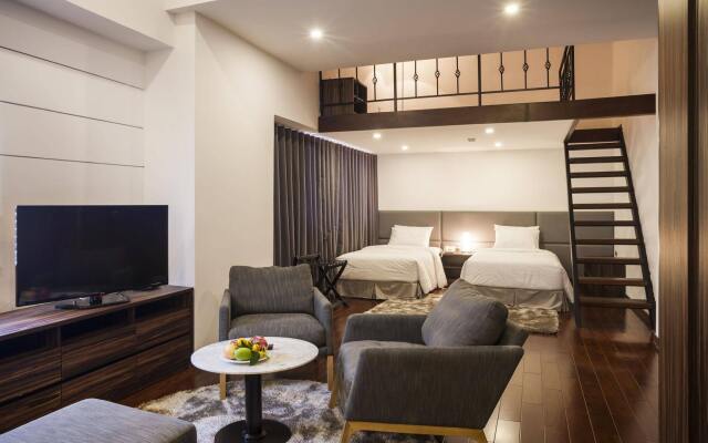 Charm Suite Saigon Hotel