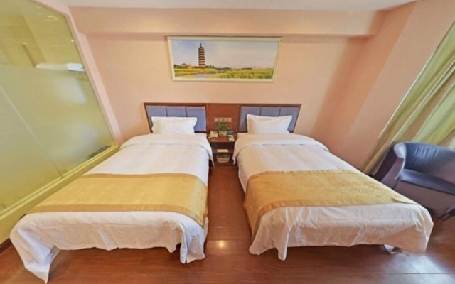GreenTree Alliance Jiangsu Yangzhou Hanjiang Middle Road Libao Square Hotel