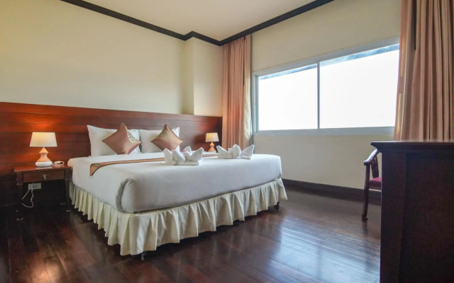 Arawan Riverside Hotel