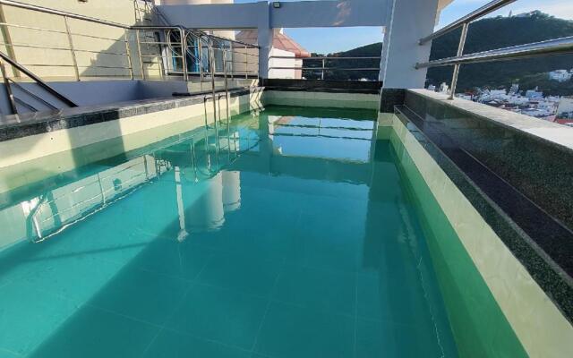 Amis Hotel