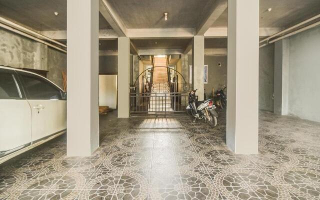 OYO 91755 Priska Kost Dan Homestay