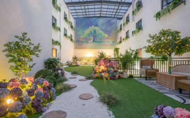 Homeinn Plus Hotel (Jinan Zhangqiu Shuangshan Avenue Hexie Plaza)
