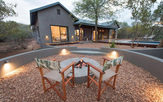 eKhaya Bush Villa